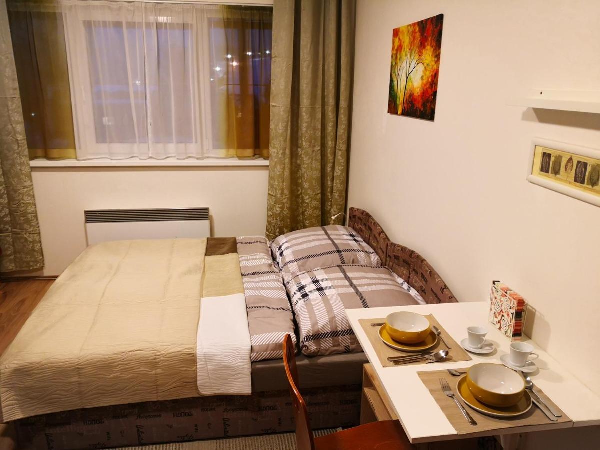 Apartman Sedmicka Horec 多纳瓦利 外观 照片