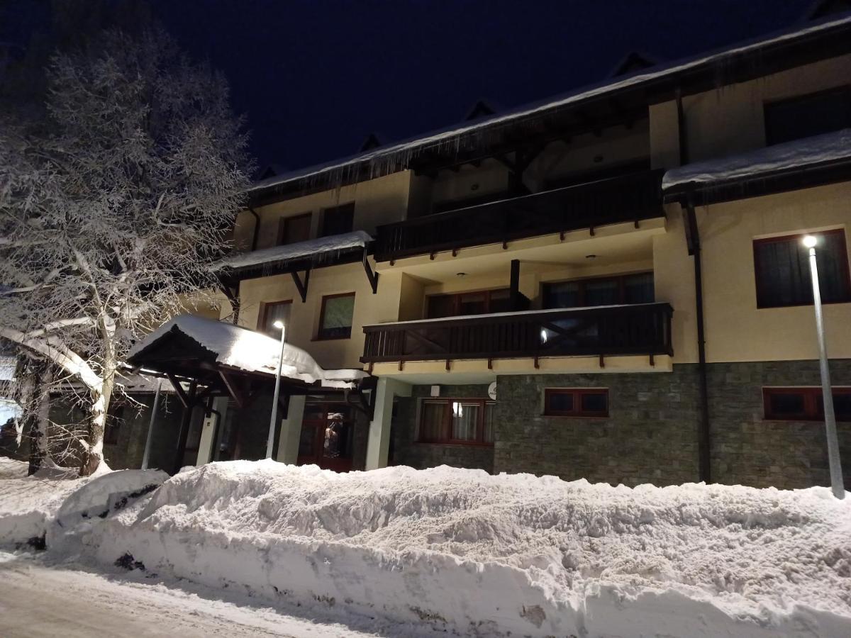 Apartman Sedmicka Horec 多纳瓦利 外观 照片