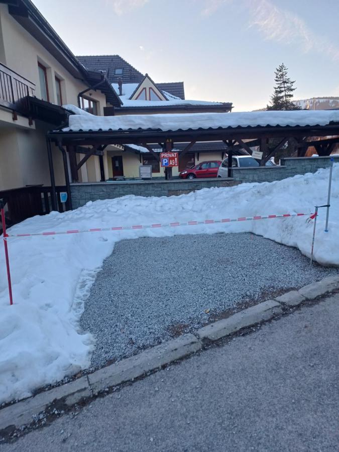 Apartman Sedmicka Horec 多纳瓦利 外观 照片