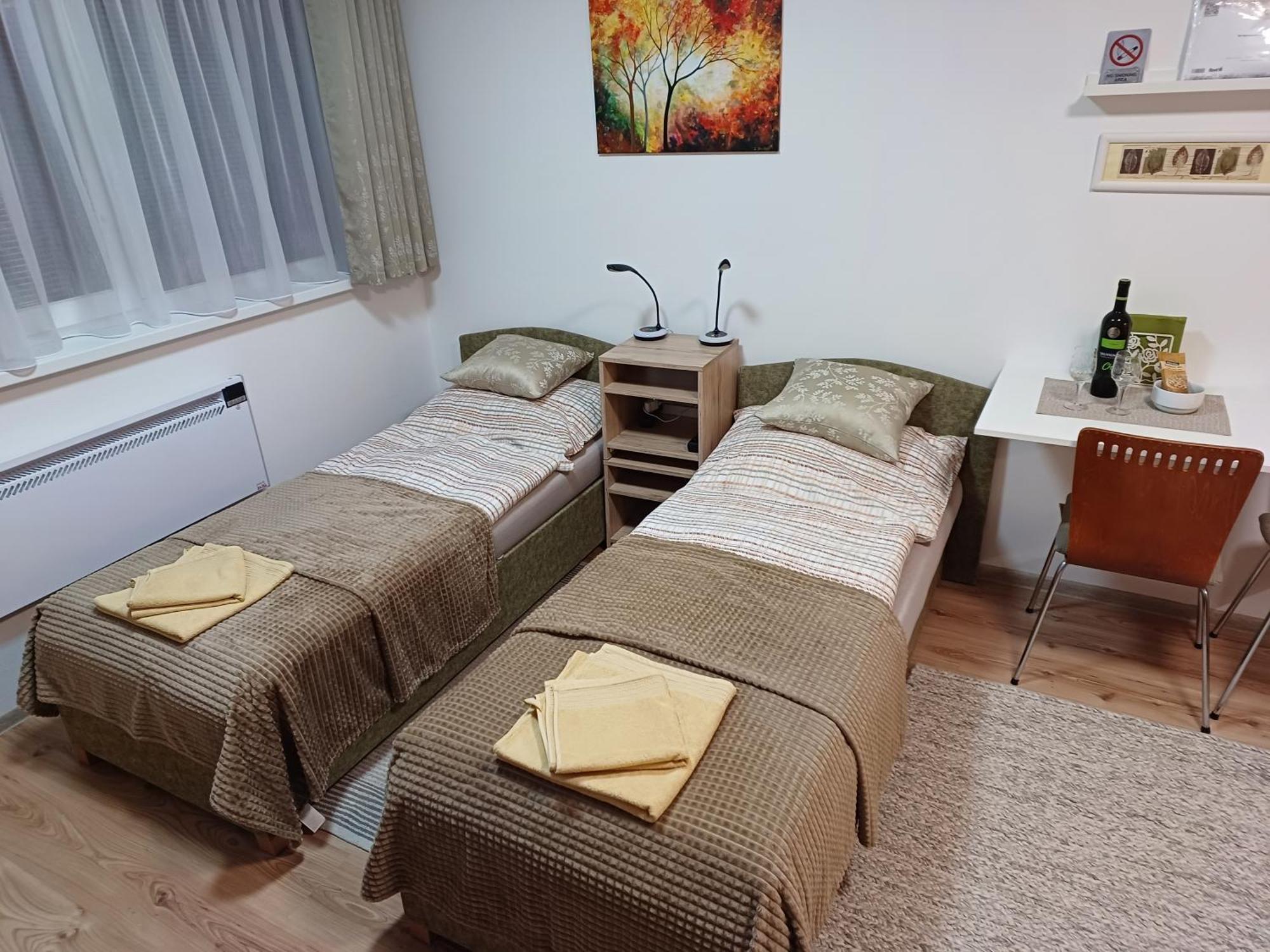 Apartman Sedmicka Horec 多纳瓦利 外观 照片